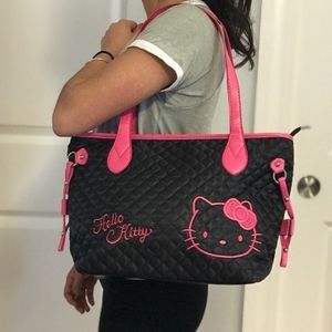 NWT -Beautiful gift:  Hello Kitty bag & FREE item